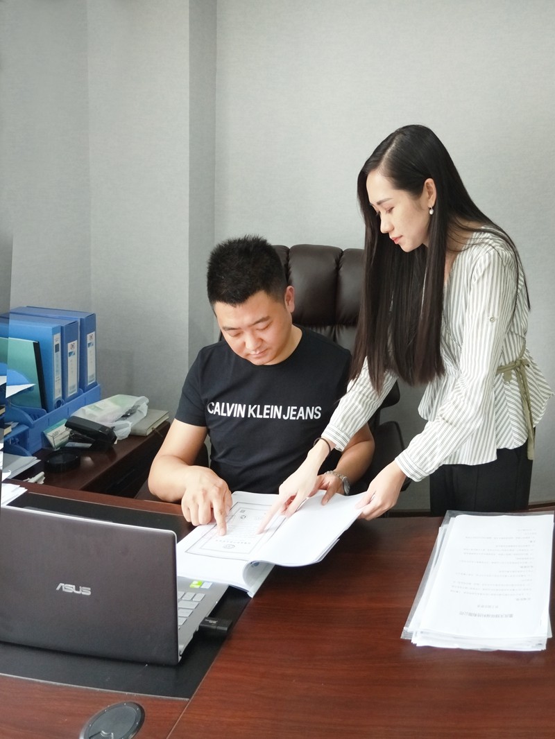 油煙凈化器，油煙凈化設(shè)備，油煙凈化機