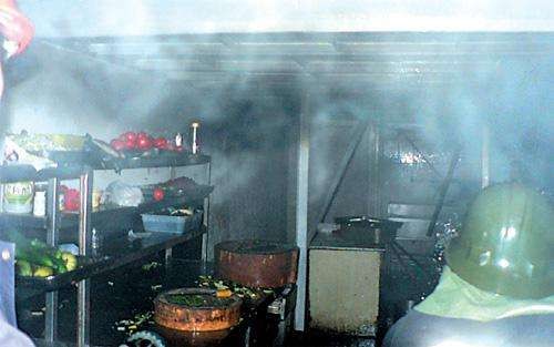 油煙凈化器，油煙凈化設(shè)備，油煙凈化機