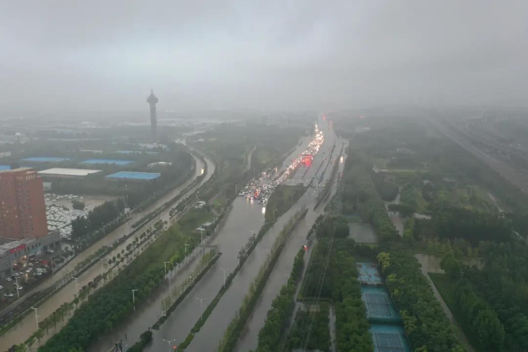 油煙凈化器，油煙凈化設(shè)備，油煙凈化機